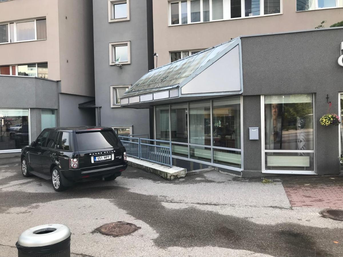 Liivalaia 40 Cozy Kitchen Studio Tallinn Exterior photo